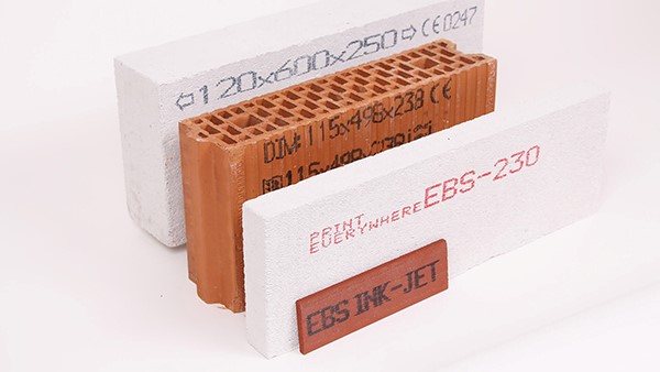 建筑裝飾材料打碼標識，用EBS手持噴碼機，簡單又高效